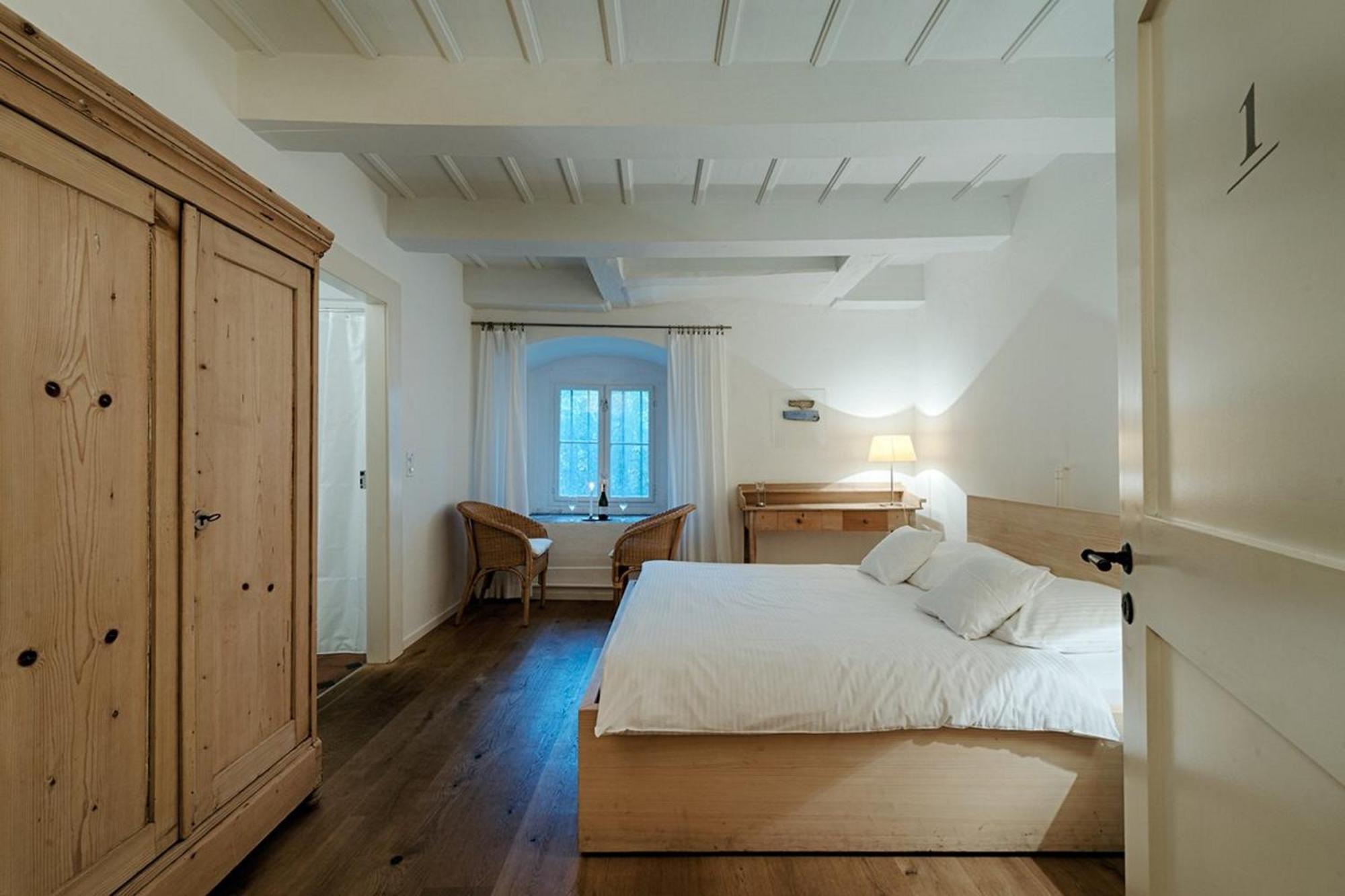 Schloss Ueberstorf - Tafeln, Tagen, Traeumen Room photo