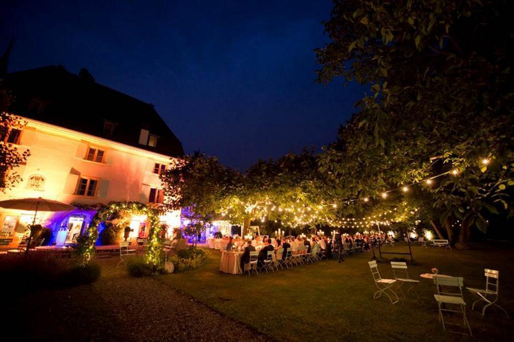 Schloss Ueberstorf - Tafeln, Tagen, Traeumen Exterior photo